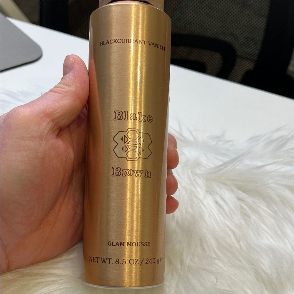 Blake Brown Glam Mousse - Blackcurrant Vanille